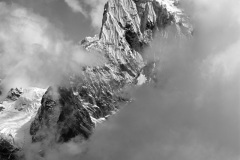 Cholatse_bw